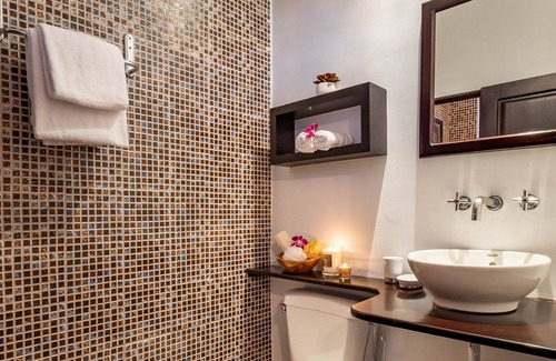 Agonia Hotel | Alajuela City Hotel & Guest House