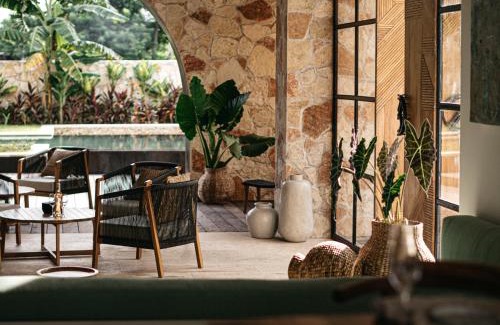 Nihiwatu Resort | Alamayah Boutique Retreat Hotel