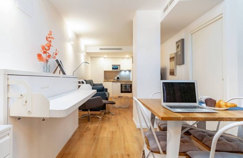 Penya-roja Apartment | Alameda suites loft 9