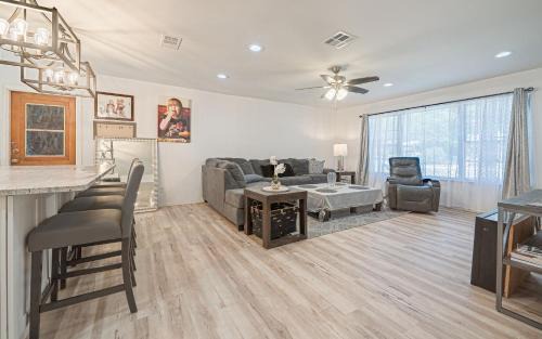Shearer Hills - Ridgeview House | Alamo City Beauty