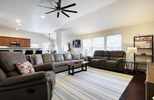Timberwood Park House | Alamo Union - A Birdy Vacation Rental