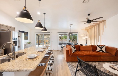 Joshua Tree House | π΅π Alana House - Pool, Hot Tub, BBQ, Fire Pit + Walk to Hikes! ππ΅