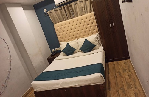 Kharagpur Hotel | Alankar Lodge