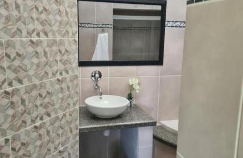 Robertson Bed & Breakfast | Alankri Guest Rooms