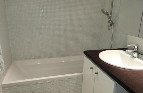 Enchastrayes Apartment | Alaris