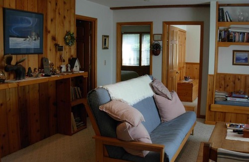 Eagle River Bed & Breakfast | Alaska Chalet Bed & Breakfast