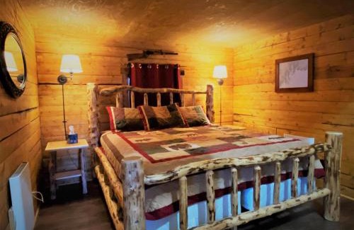 Bear Creek Ski Chalet | Alaska Creekside Cabins in Seward