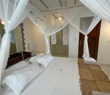 Gede Hotel | Alawi Home