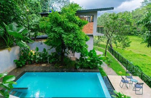 Vayittiri Villa | Alaya Boutique Villa with Dam View by VOYE HOMES
