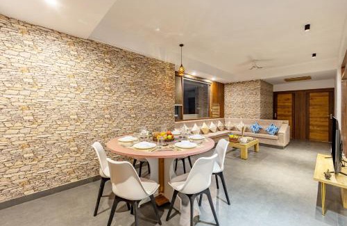 Udaipur Villa | Alaya Stays 4 BHK with Pvt Plunge pool - Lumbini