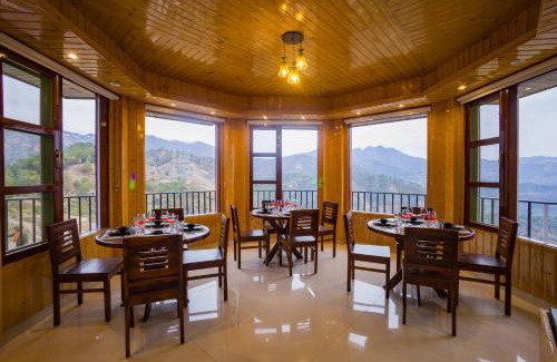 Shimla Hotel | Alaya Stays Pine Shadow Flamingo Suite with Views & Restaurant