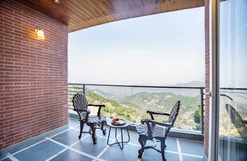 Kasauli Apartment | Alaya Stays Skyline Ridge 3 BHK Apartment with Scenic Views