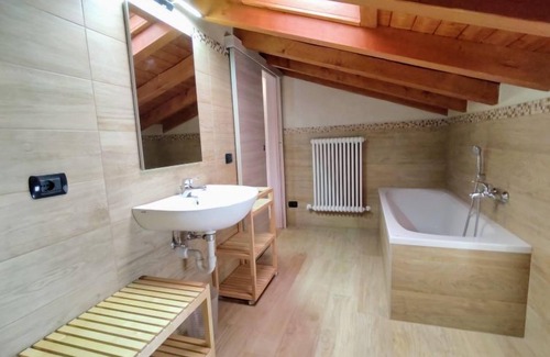 Aurogna Apartment | Alba e Robinia by Interhome