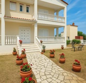 Nea Mesagkala Apartment | Alba Villa