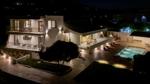 Lygia Villa | Albagiorno Villa Lygia