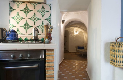 Beiro House | ALBAICIN HOUSE , GRANADA WITH INCREDIBLE ALHAMBRA VIEWS & ORIGINAL CAVES , WIFI