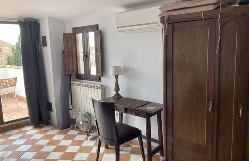 Beiro House | ALBAICIN HOUSE , GRANADA WITH INCREDIBLE ALHAMBRA VIEWS & ORIGINAL CAVES , WIFI