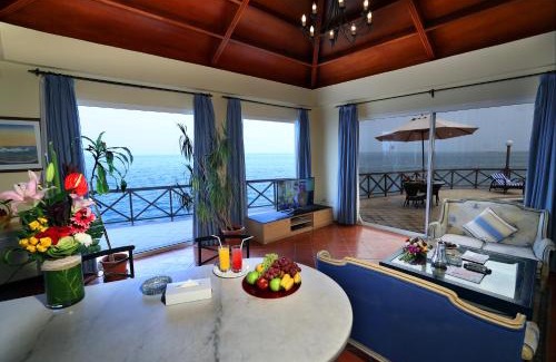 Sitra Resort | AlBander Hotel & Resort