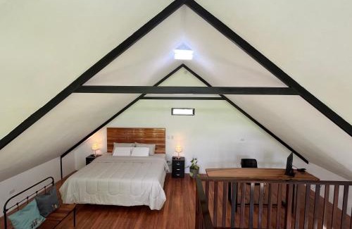 Oxapampa Ski Chalet | Albano Casa en bosque de conservación privado