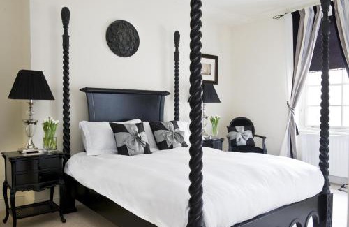 West Cliff House | Albany House, Whitby