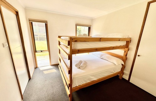 Sawmill Settlement Cabin | Albaski Lodge – Room 4