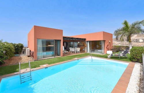 Salobre Villa | Albatross by VillaGranCanaria