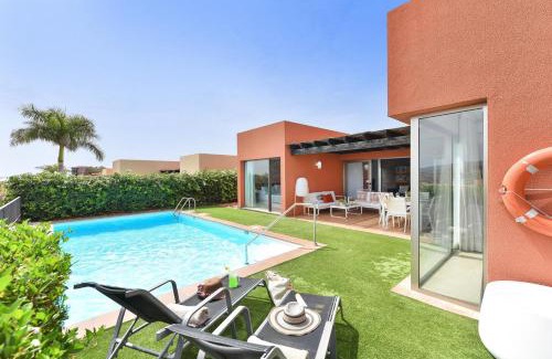 Salobre Villa | Albatross by VillaGranCanaria