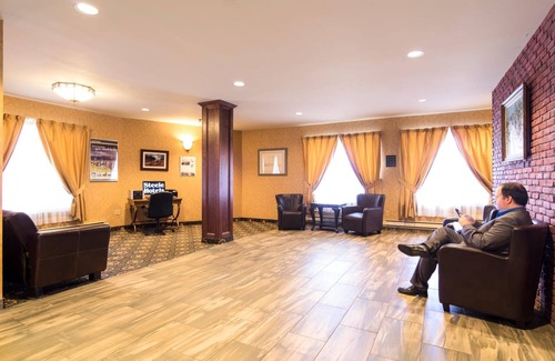 Gander Hotel | Albatross Hotel
