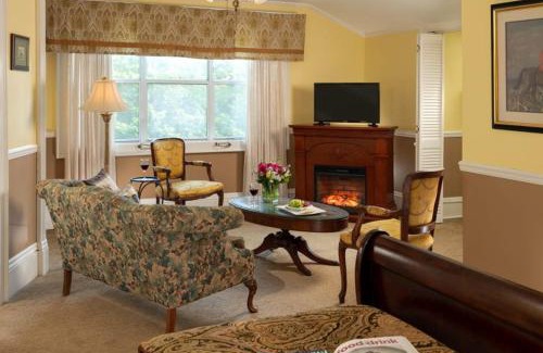 Grove Park- Sunset Bed & Breakfast | Albemarle Inn - Asheville