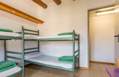 Salas de Pallars Apartment | Alberg La Solana - 23 - Quadruple Room (3 - 4 Guests)