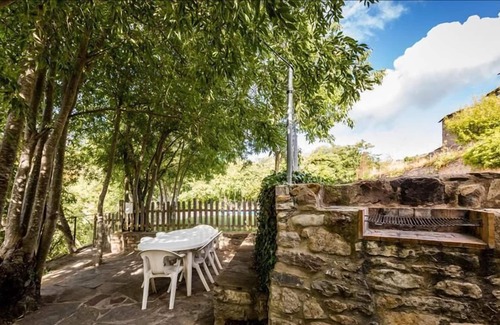 Salas de Pallars Apartment | Alberg La Solana - B23 - Suite Double Room (2 guests)