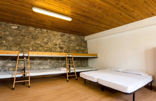 Salas de Pallars Apartment | Alberg La Solana - B10 - Group/Family Room (6-8 adults)