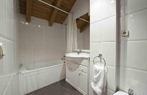 Rialp House | Alberg Les Estades