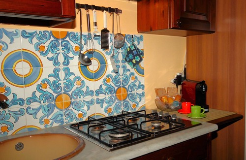 Albergheria Apartment | Albergheria House (apartment in the old town)