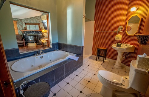 Windham Bed & Breakfast | Albergo Allegria Hotel & Breakfast Restaurant