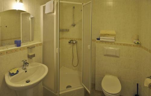 Balatongyorok Hotel | Albergo Giardino