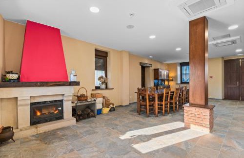 Pivierda House | Albergue El Colmado