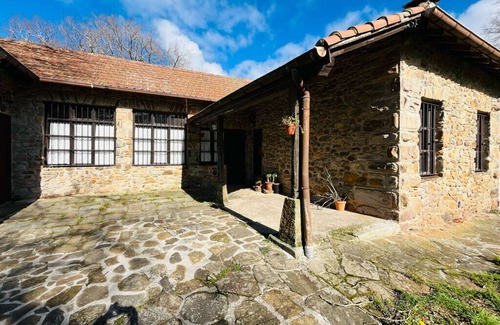 Arizgoiti House | Albergue - Hostel - Alquiler Casa Completa. Ideal Grupos, Niñ@s, Mascotas