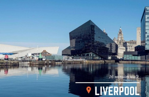 The Docks Apartment | Albert Dock Apt - Free Parking & Walk Everywhere