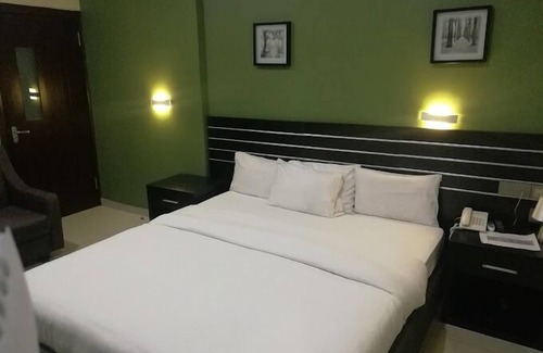 Ilesa Hotel | Albertville Luxury Rooms