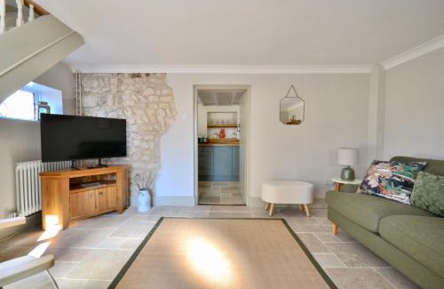 Grimston House | Albie Cottage