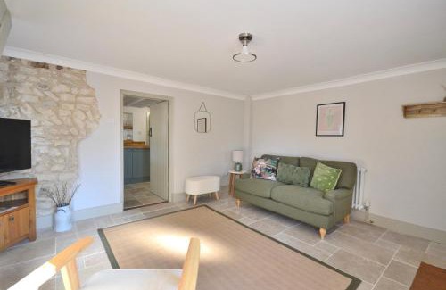 Grimston House | Albie Cottage