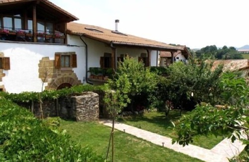 Ultzama Cottage | Albirena Country House for 14 people