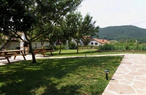Ultzama Cottage | Albirena Country House for 14 people