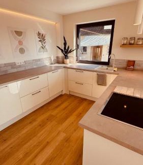 Kirchentellinsfurt Apartment | AlbLoft - Modernes neues Apartment nahe City & Alb für bis zu 6 Personen in Kirchentellinsfurt