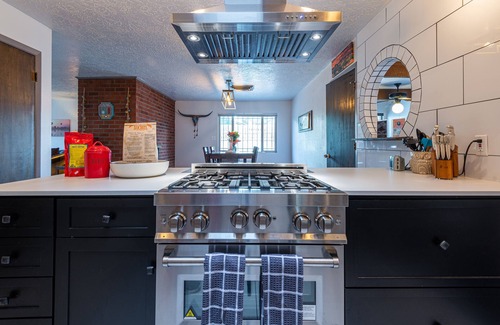 Nob Hill House | Albuquerque Oasis in Nob Hill w/Private Back Yard Golf, Theater, & Game Room