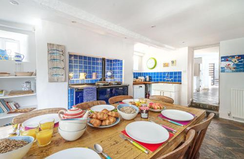Charmouth House | Albury House