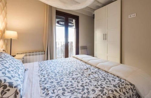 Adahuesca Apartment | Alcañón apartment in Anagussa