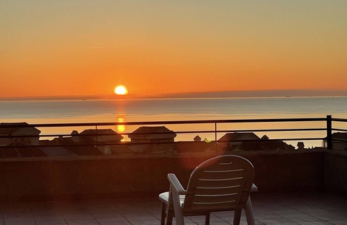 San Roque Apartment | Alcaidesa, Regency, App.1-4 pers., fantastic sea view, approx. 800 m to the beach