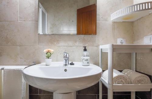 Alcala Del Rio Apartment | Alcalá del rio! bajo B